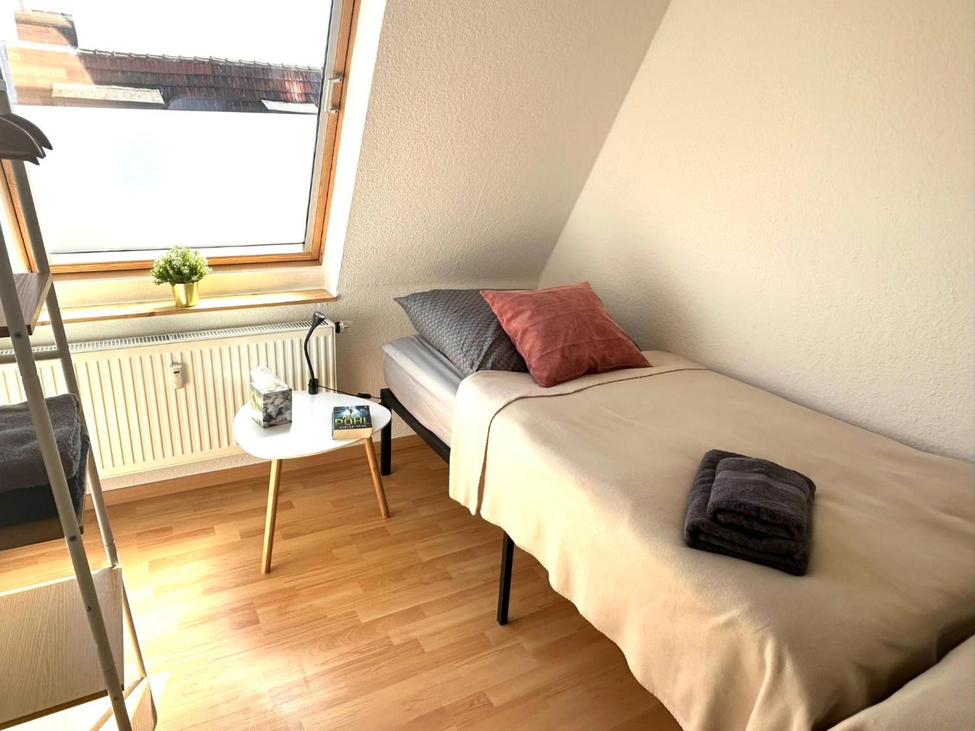 Bhv-3- Und 5-Zimmer Wohnungen Mit Terrasse, 24H Self-Check-In, Tv, Internet, Disneyplus, Waschmaschine Бремерхафен Экстерьер фото