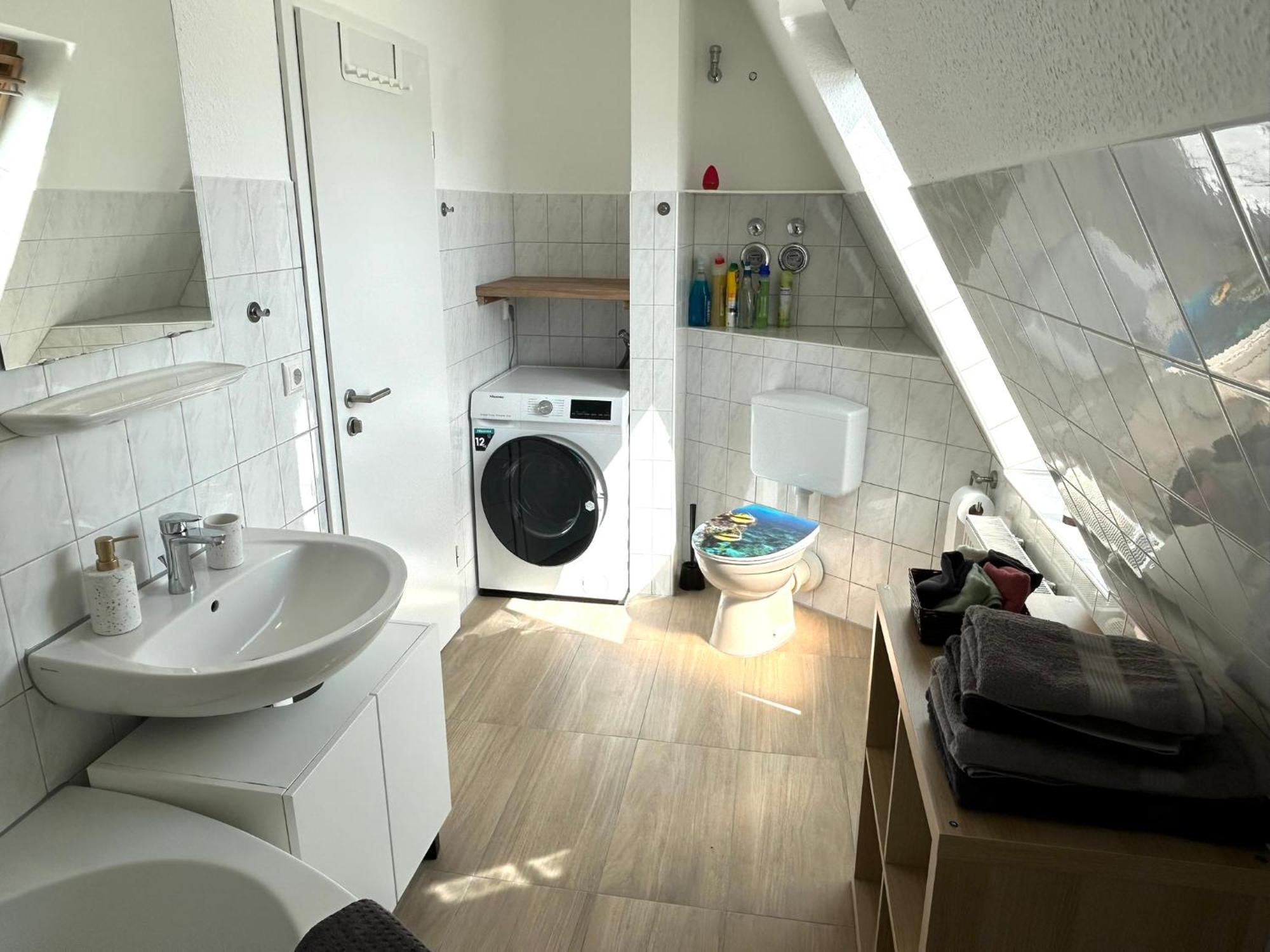 Bhv-3- Und 5-Zimmer Wohnungen Mit Terrasse, 24H Self-Check-In, Tv, Internet, Disneyplus, Waschmaschine Бремерхафен Экстерьер фото